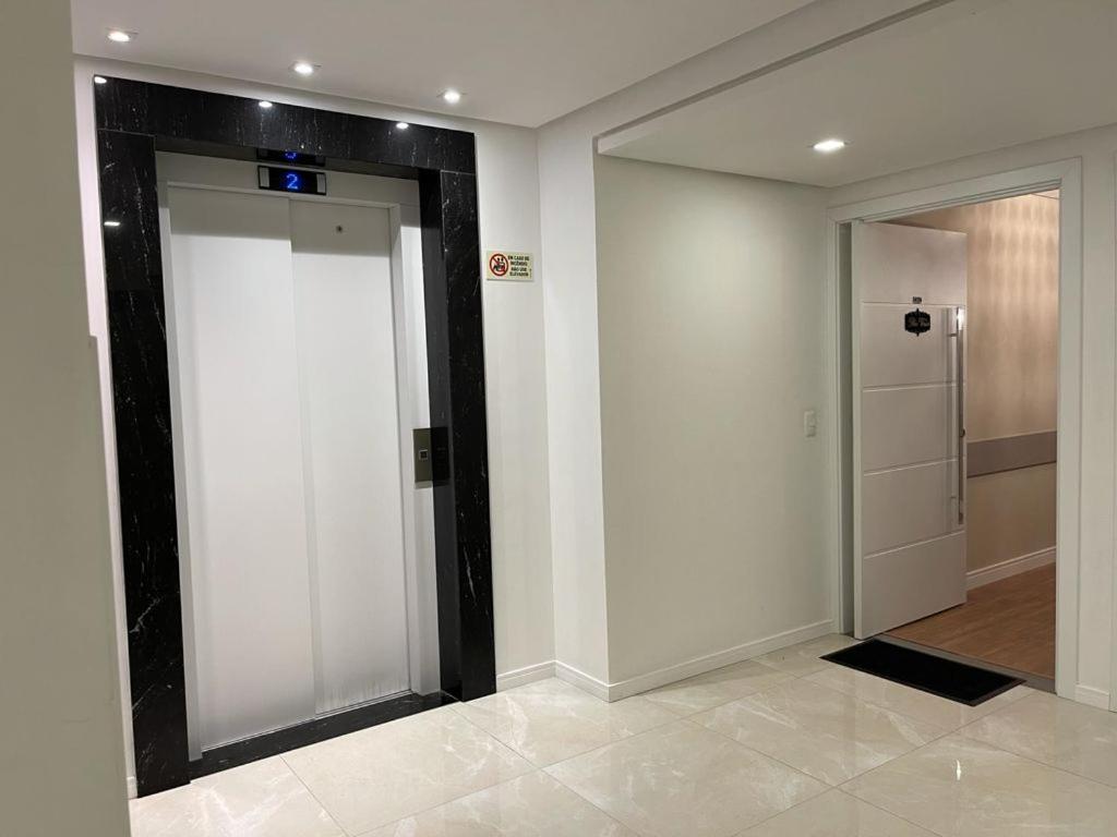 Apartamento Luz Da Aurora - Proximo A Rua Coberta Gramado Exterior foto